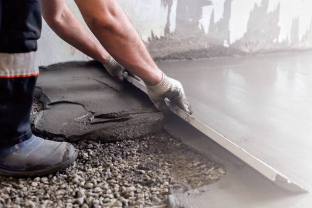Best Concrete Pool Decks in Deenwood, GA